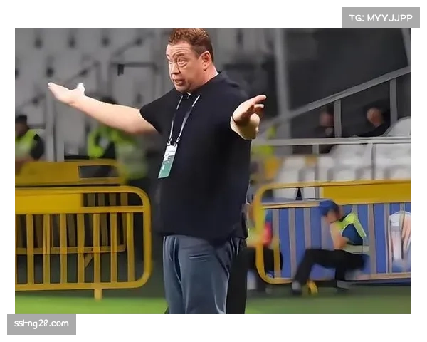 斯卢茨基：路易斯伤愈恢复但体能不足 预计难打满全场